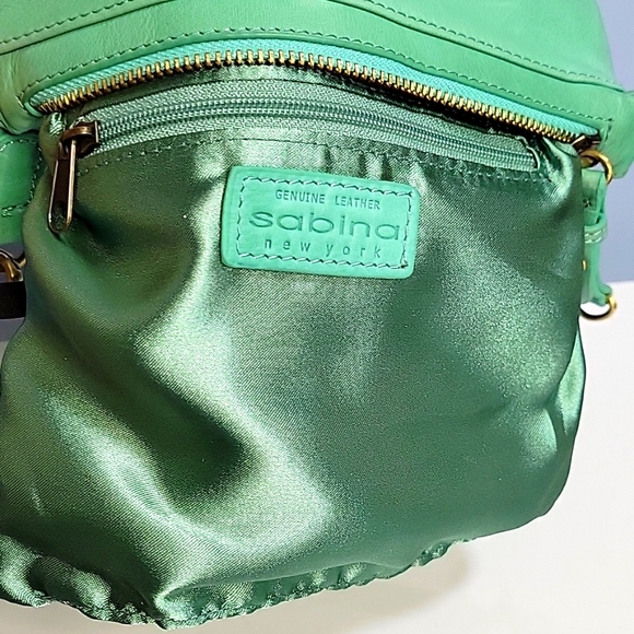 SABINA NewYork  Genuine Green Leather Crossbody Bag . - Picture 8 of 17